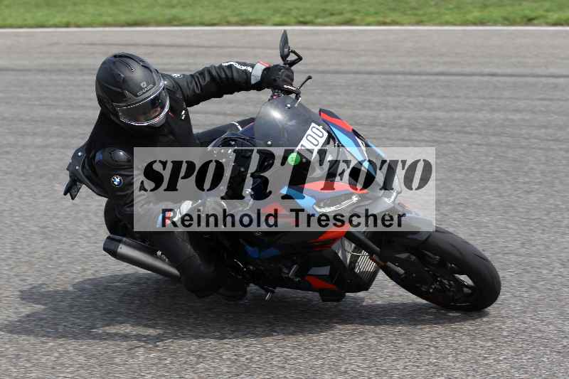 /41 06.08.2025 FREERIDE Training ADR/Gruppe M/100